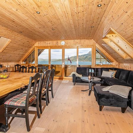 Awesome Home In Kvamsoy With Jacuzzi Sandvik  Exterior photo